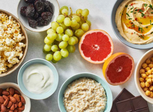 What’s the Best Late-Night Snack That Won’t Make You Gain Weight?